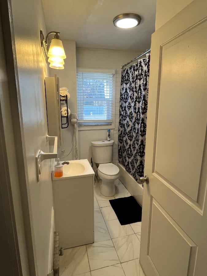 Three Bed One Bath Apt 25 Mins To Nyc Belleville Kültér fotó