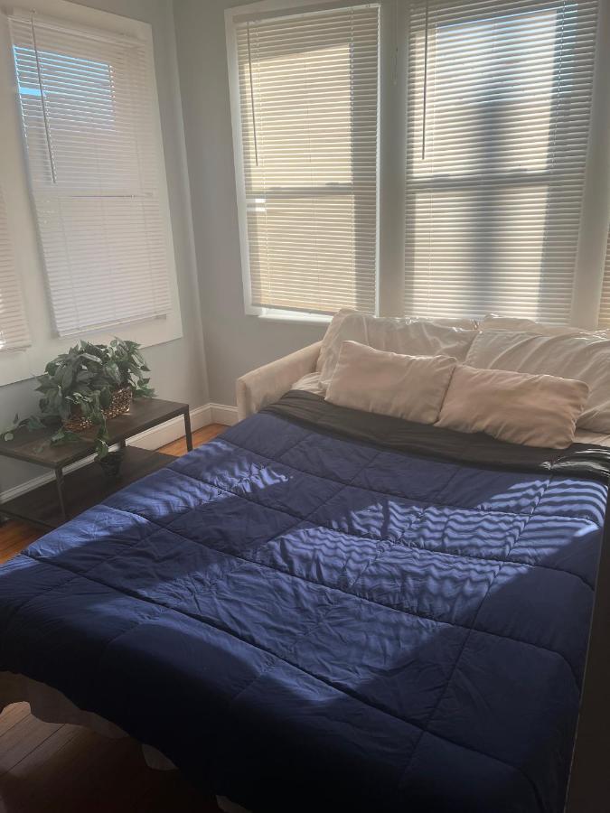 Three Bed One Bath Apt 25 Mins To Nyc Belleville Kültér fotó